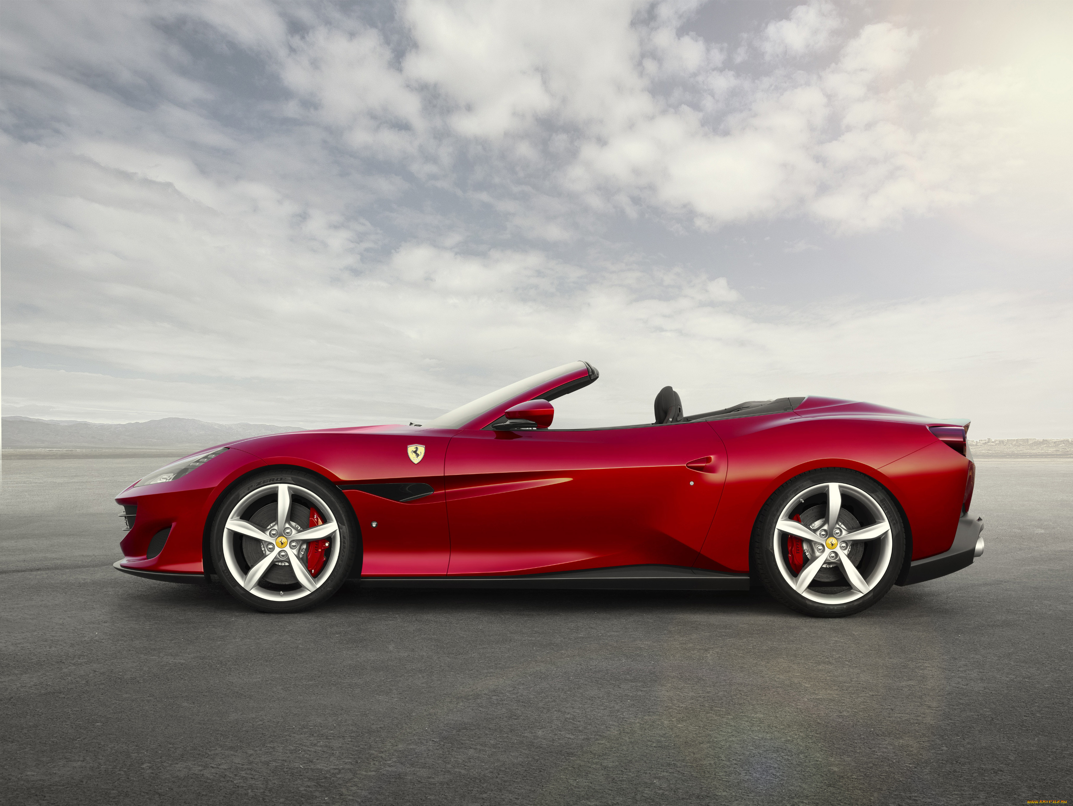 Фотки феррари. Ferrari Portofino m 2021. Феррари Portofino 2020. Ferrari Portofino 2018. Феррари Портофино 2017.